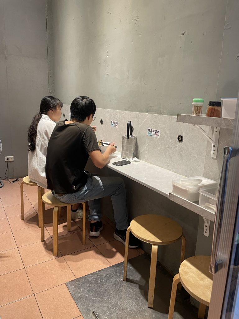 獺鯌拉麵_用餐環境