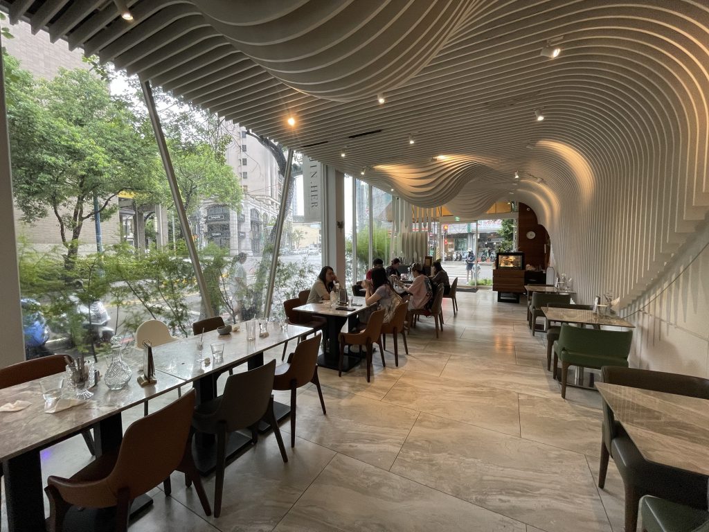 今鶴義式餐酒館