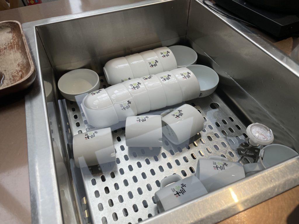 吃茶三千
