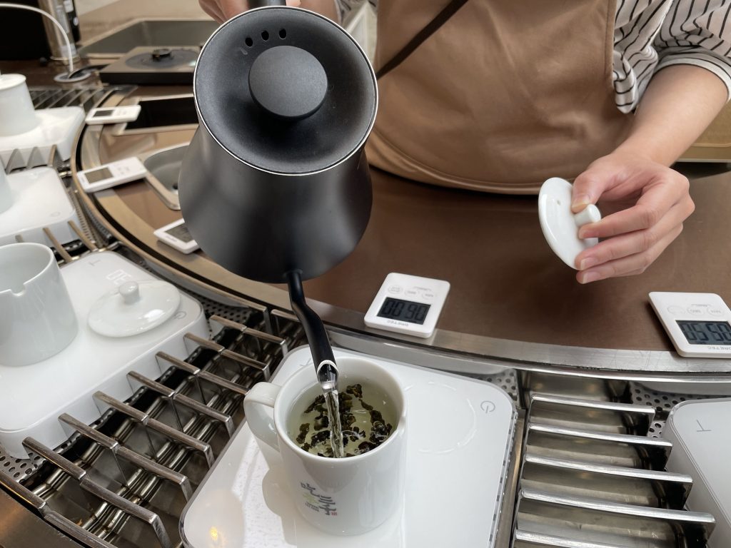 吃茶三千