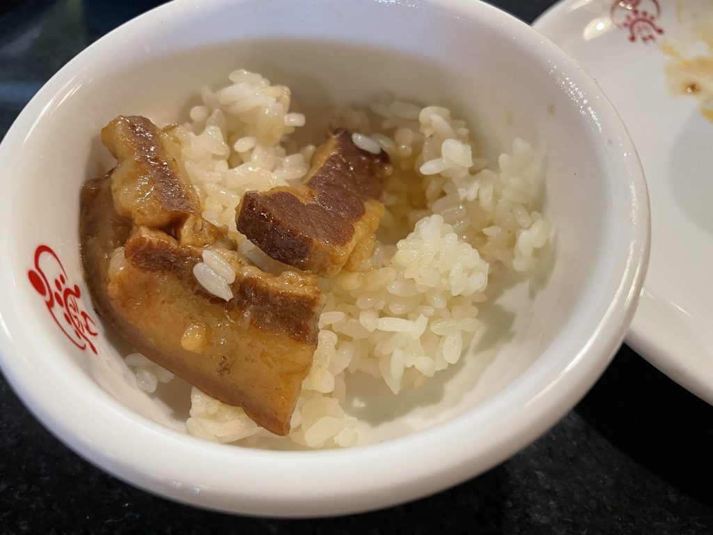 紅亭迴轉麻辣鍋