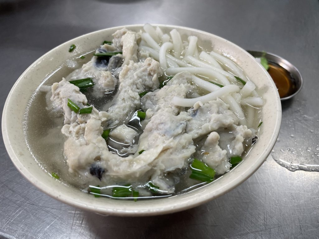 大溝頂虱目魚米粉湯